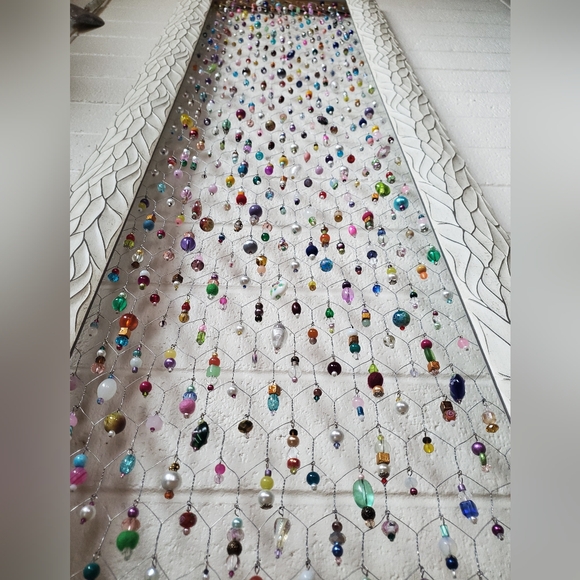 BOHO CHICKEN WIRE BEADED FRAME/WALL DECOR - Picture 4 of 10